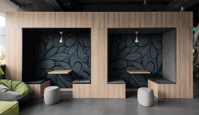 Woven Fabric Wallpaper - Graphic Floral (Blue & Grey)